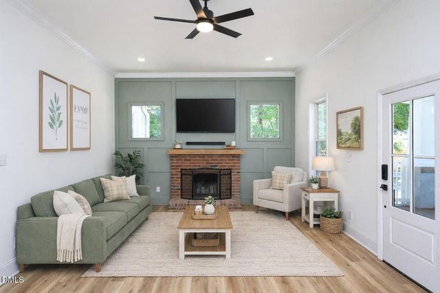 2106 University Drive, Durham, NC 27707