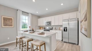10 MINNOW AVENUE, Barnegat, NJ 08005