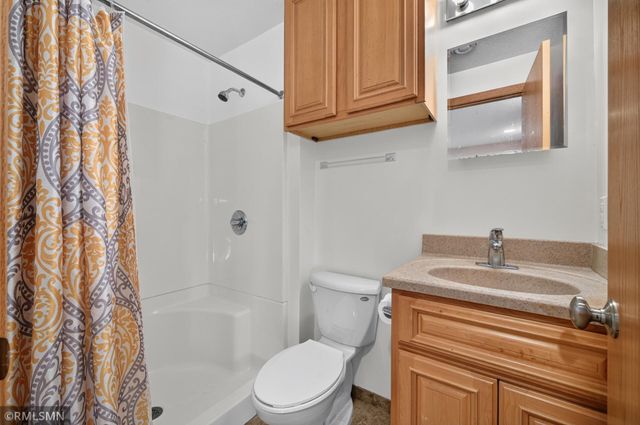4292 Heritage Drive, Vadnais Heights, MN 55127