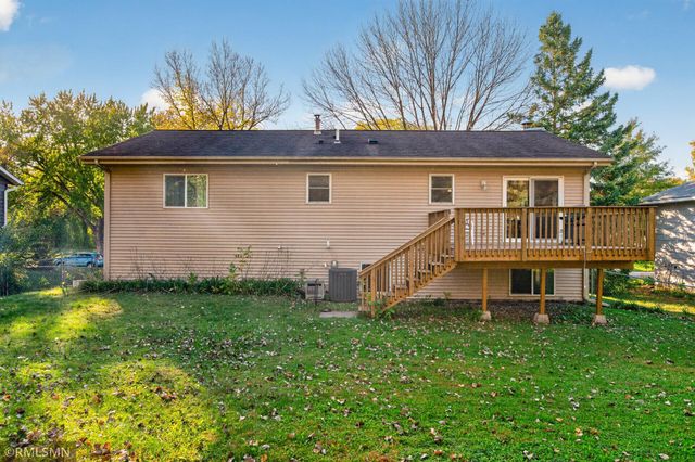 4292 Heritage Drive, Vadnais Heights, MN 55127