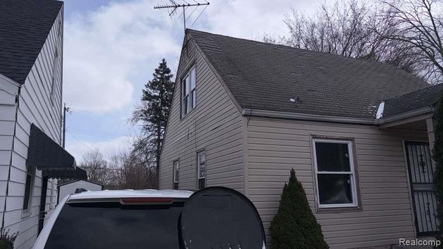 8494 Heyden Street, Detroit, MI 48228
