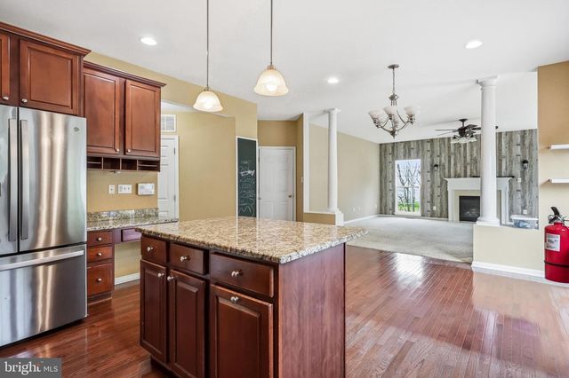 308 DANVILLE DR, Williamstown, NJ 08094
