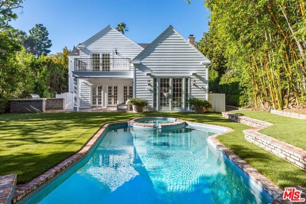 1248 N Wetherly Drive, Los Angeles, CA 90069