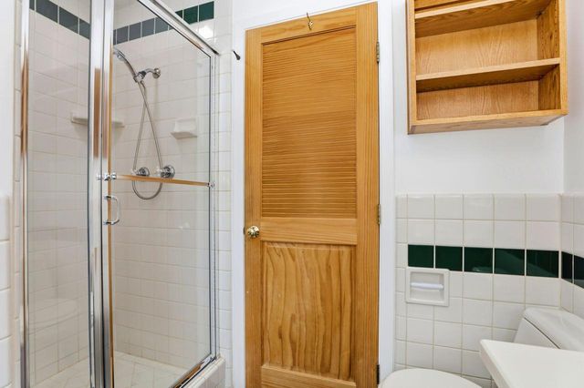 3917 Kings Way, Sacramento, CA 95821