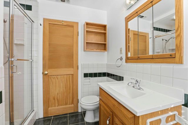 3917 Kings Way, Sacramento, CA 95821