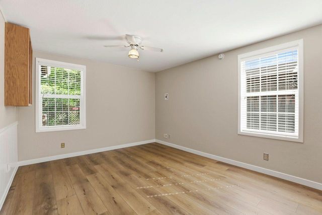 3917 Kings Way, Sacramento, CA 95821