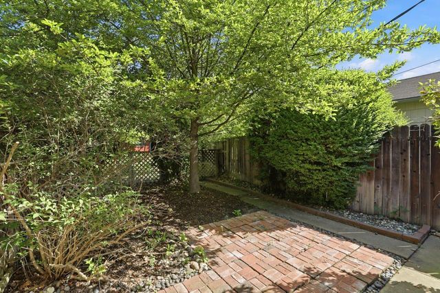 3917 Kings Way, Sacramento, CA 95821