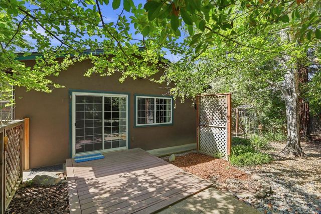 3917 Kings Way, Sacramento, CA 95821