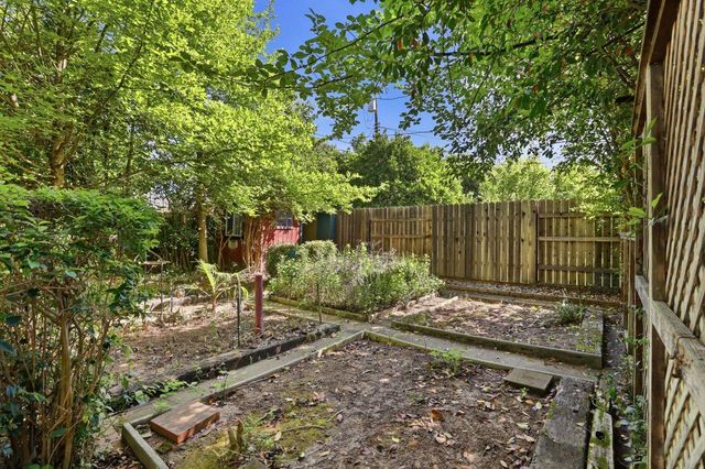 3917 Kings Way, Sacramento, CA 95821