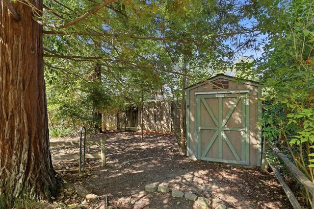 3917 Kings Way, Sacramento, CA 95821