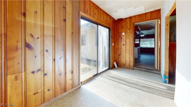 2309 Rockland Avenue, Belpre, OH 45714