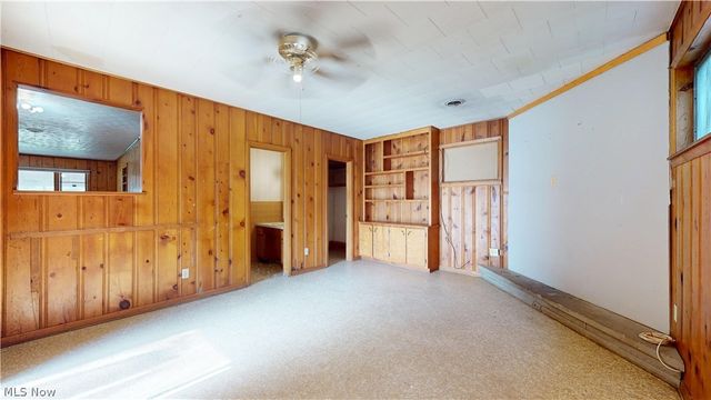 2309 Rockland Avenue, Belpre, OH 45714
