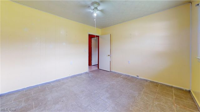 2309 Rockland Avenue, Belpre, OH 45714