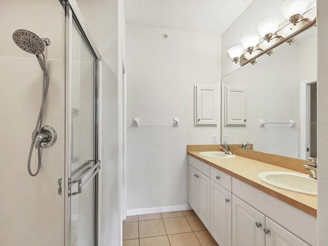 150 L PAVIA BOULEVARD 13, Venice, FL 34292