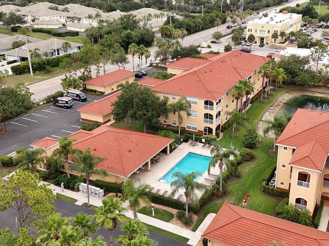 150 L PAVIA BOULEVARD 13, Venice, FL 34292