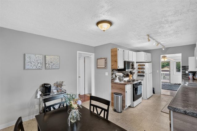 4036 Childs Avenue, Comstock Park, MI 49321