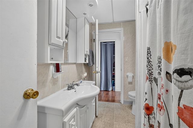 4036 Childs Avenue, Comstock Park, MI 49321