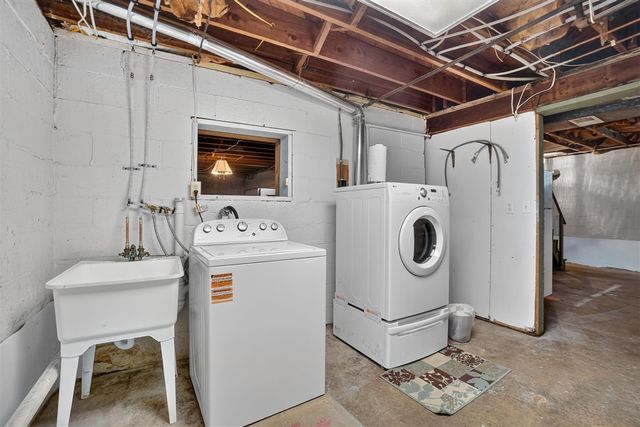 4036 Childs Avenue, Comstock Park, MI 49321