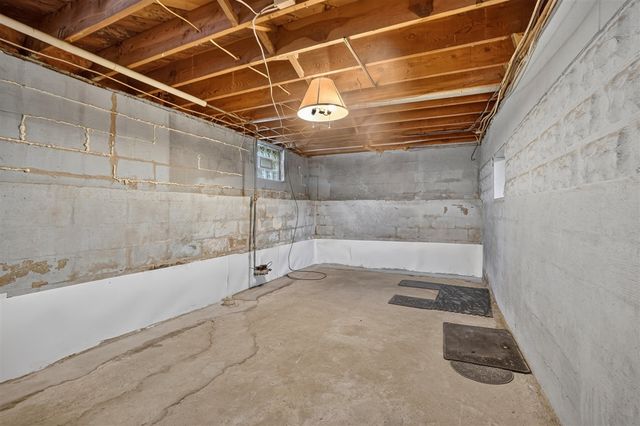 4036 Childs Avenue, Comstock Park, MI 49321