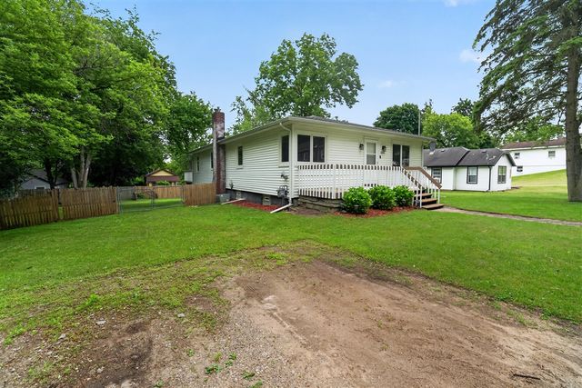 4036 Childs Avenue, Comstock Park, MI 49321