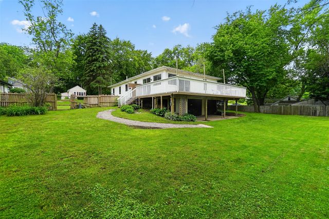 4036 Childs Avenue, Comstock Park, MI 49321