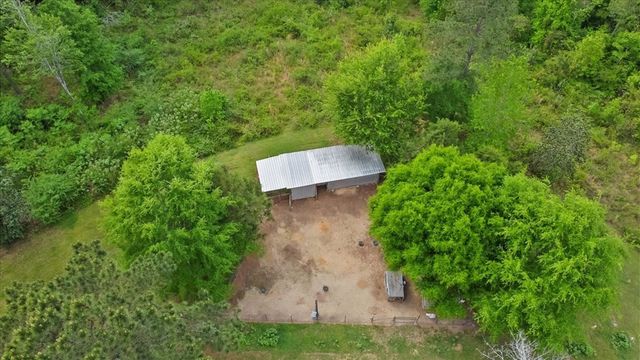 801 Benton Store Road, Ashford, AL 36312