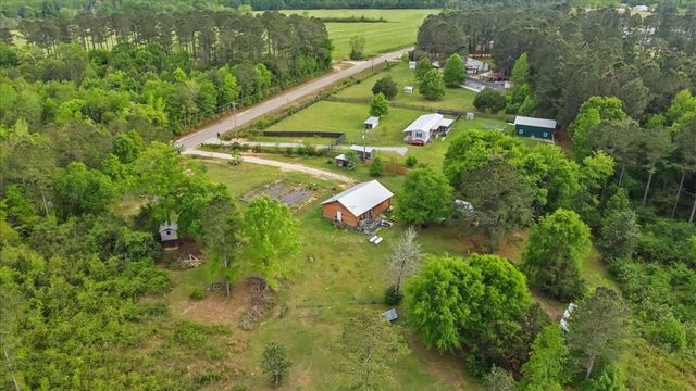 801 Benton Store Road, Ashford, AL 36312