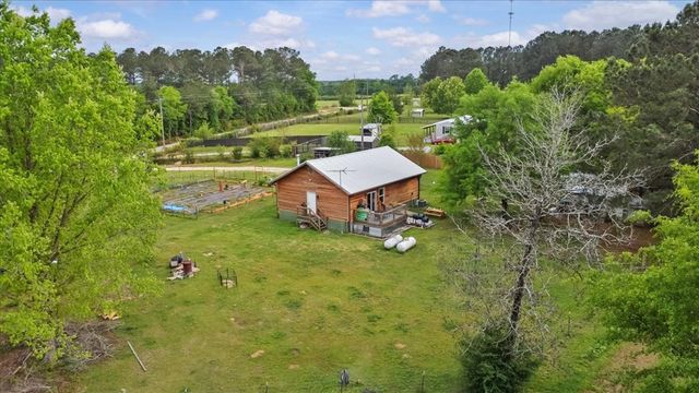 801 Benton Store Road, Ashford, AL 36312