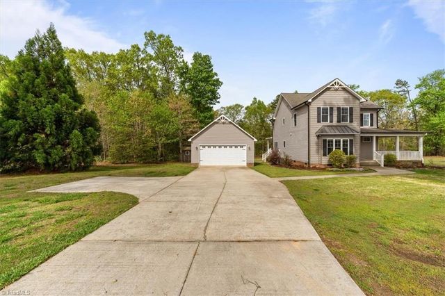 3652 Bachelor Creek Road, Asheboro, NC 27205