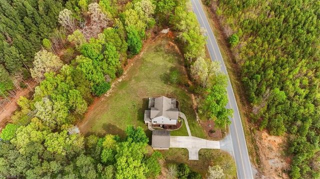 3652 Bachelor Creek Road, Asheboro, NC 27205