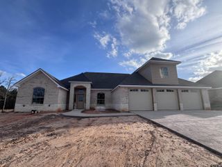 1616 Courtland Lane, Lindale, TX 75771