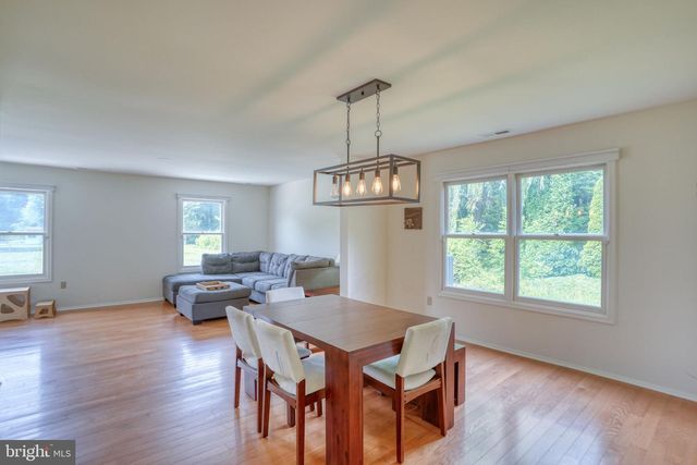 122 MARY DR, Newark, DE 19702