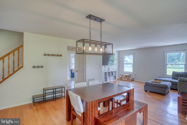 122 MARY DR, Newark, DE 19702