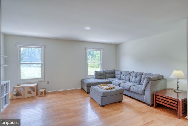 122 MARY DR, Newark, DE 19702