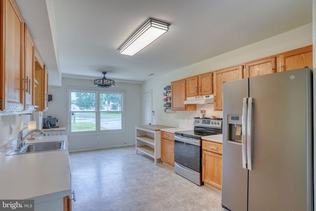 122 MARY DR, Newark, DE 19702