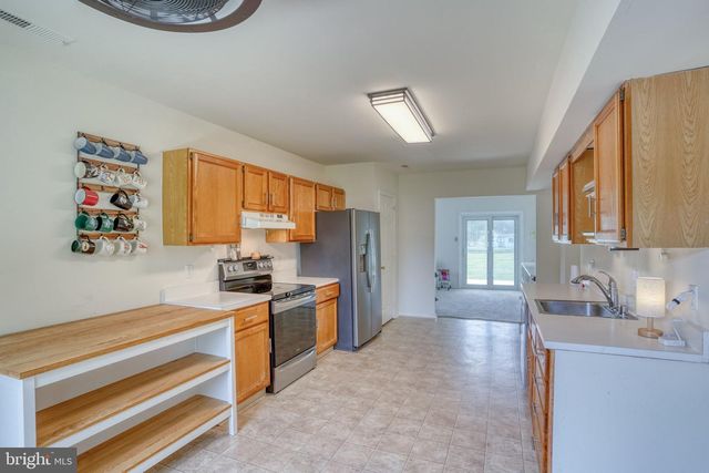 122 MARY DR, Newark, DE 19702