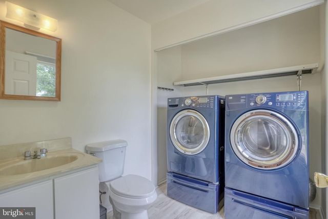 122 MARY DR, Newark, DE 19702
