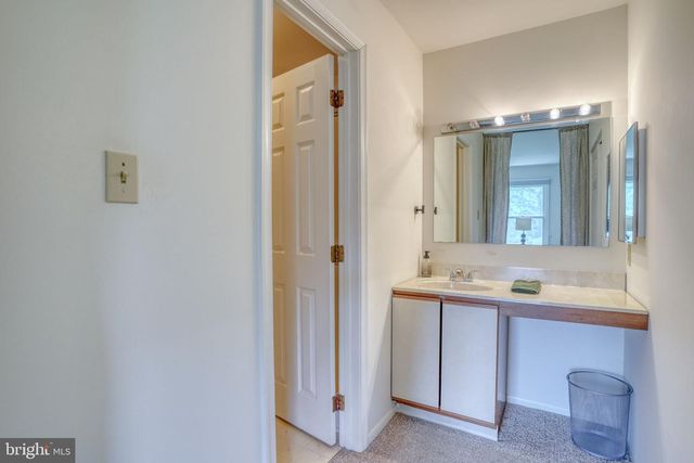 122 MARY DR, Newark, DE 19702
