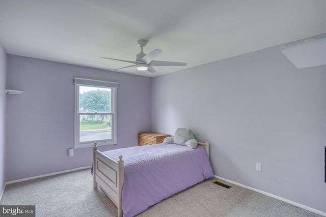122 MARY DR, Newark, DE 19702