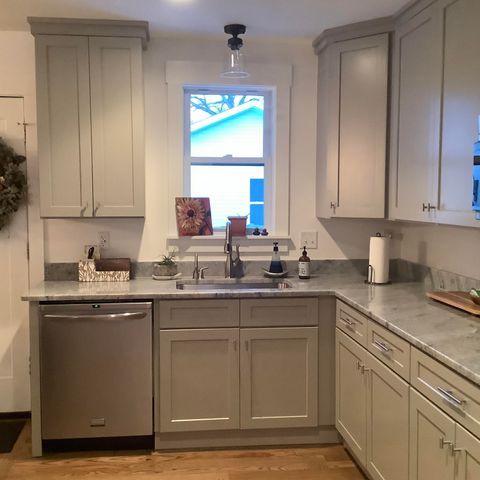 1396 Hixson Pike, Chattanooga, TN 37405