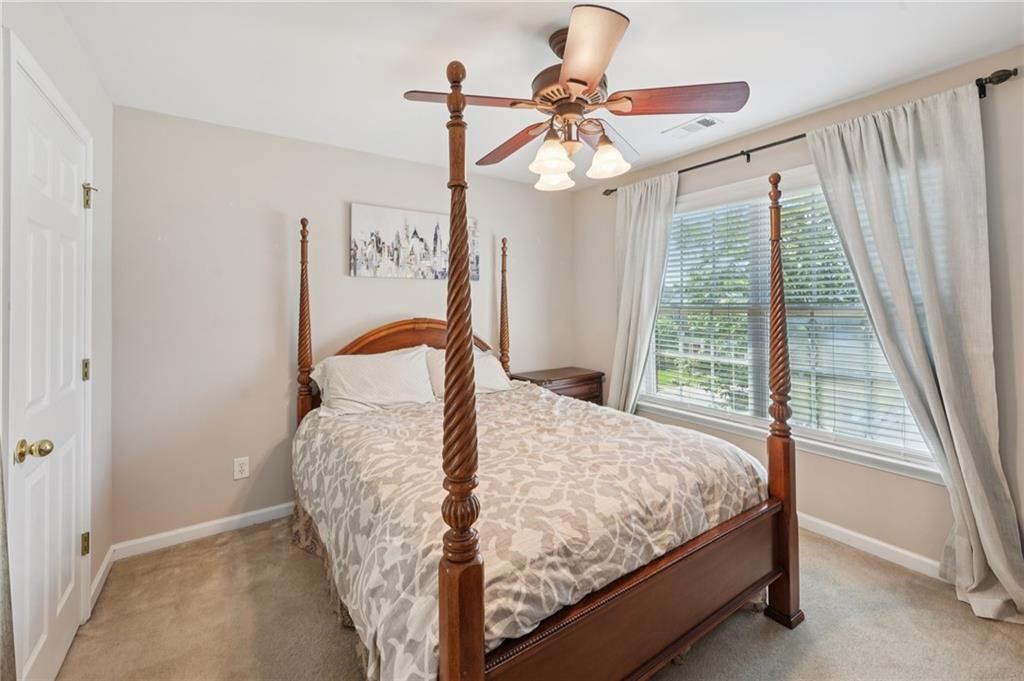 Image 31 of property listing at 852 Van Briggle Path, Sugar Hill, GA 30518