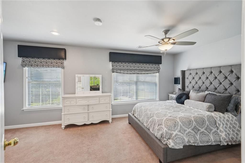 Image 34 of property listing at 852 Van Briggle Path, Sugar Hill, GA 30518