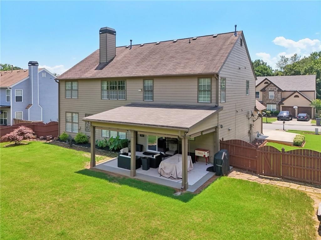 Image 65 of property listing at 852 Van Briggle Path, Sugar Hill, GA 30518