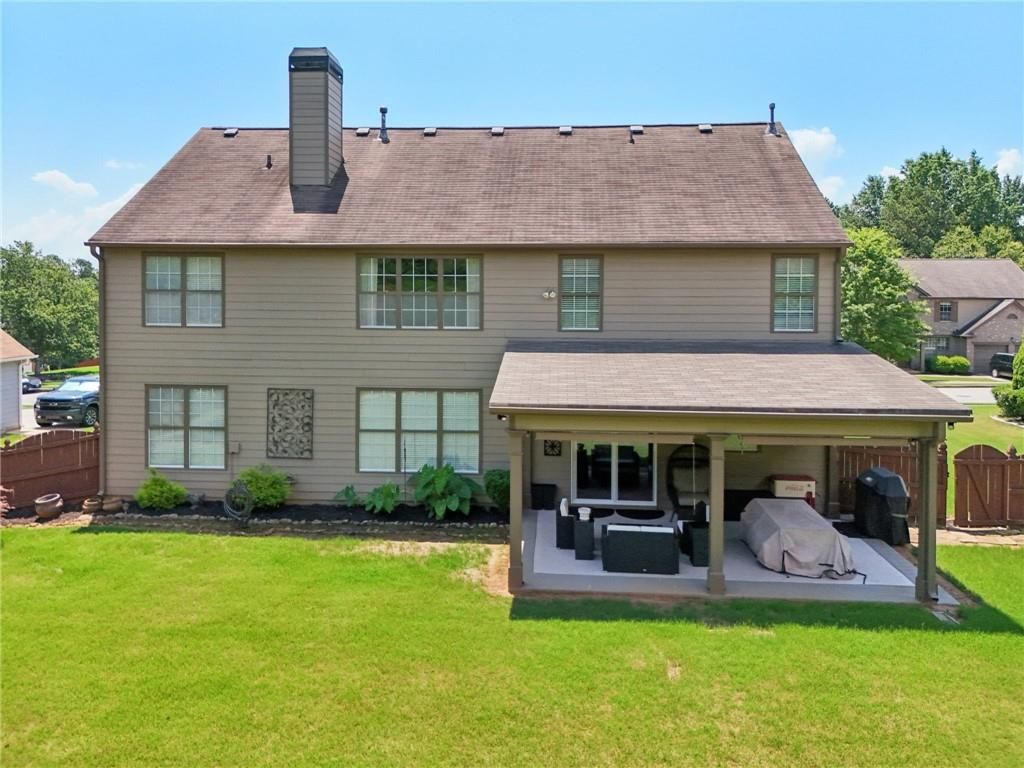 Image 66 of property listing at 852 Van Briggle Path, Sugar Hill, GA 30518