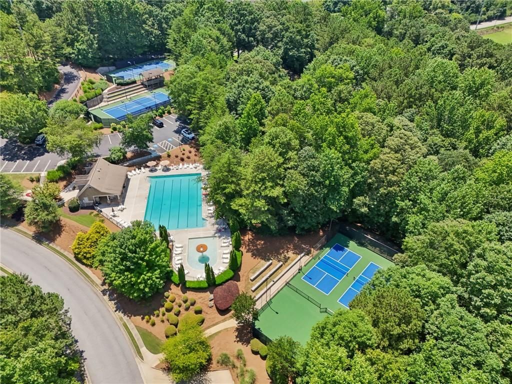 Image 82 of property listing at 852 Van Briggle Path, Sugar Hill, GA 30518