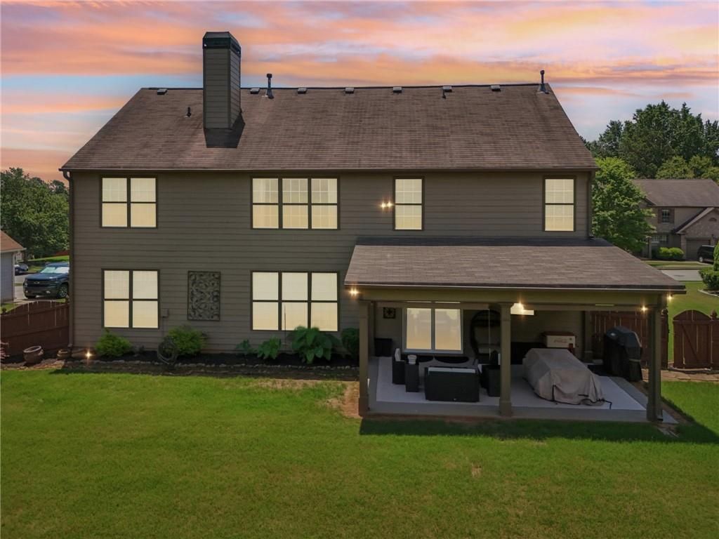 Image 88 of property listing at 852 Van Briggle Path, Sugar Hill, GA 30518