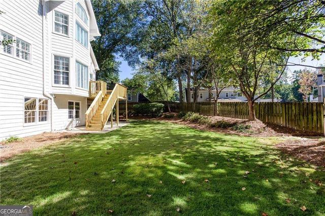 537 Delphinium Way NW, Acworth, GA 30102