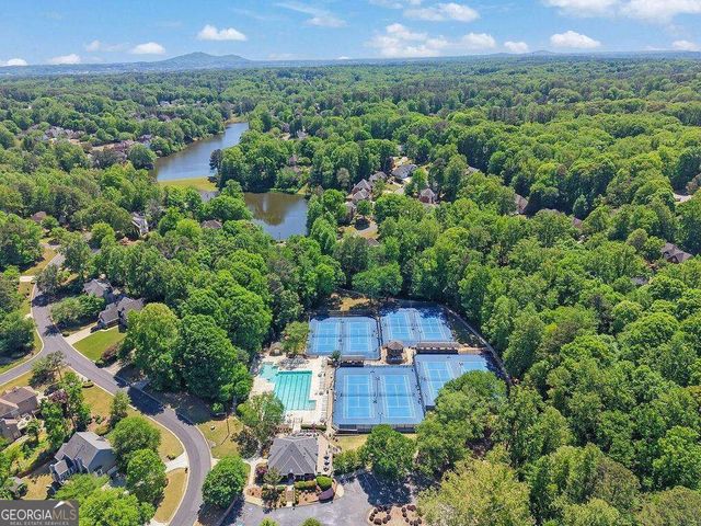 537 Delphinium Way NW, Acworth, GA 30102