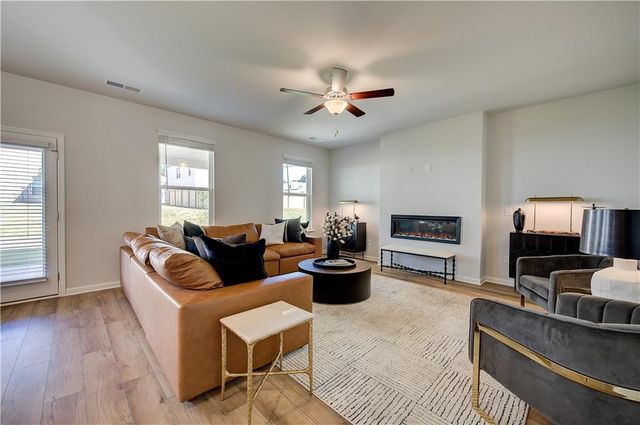 708 Radiant Hollow Lane, Mcdonough, GA 30253