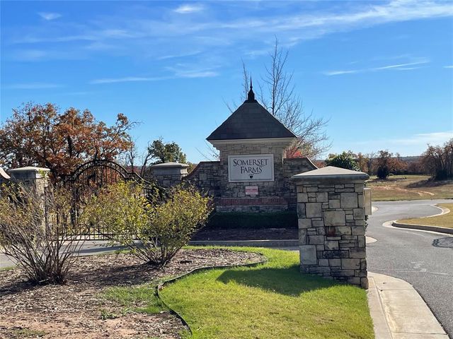 3188 Somerset Farms Road, Newalla, OK 74857